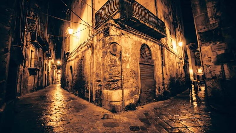 Chilling Palermo: The Dark Face of the City - An In-Depth Look at Palermo’s Dark Face Tour