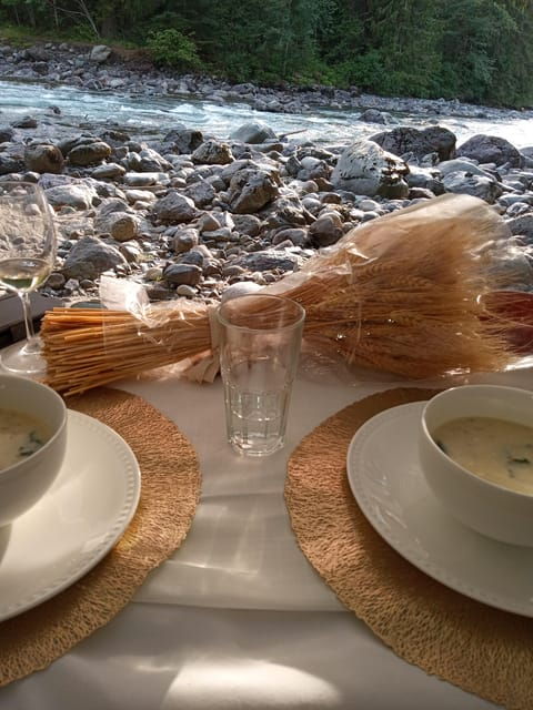 Chilliwack: Dinners in the Wilderness - Good To Know