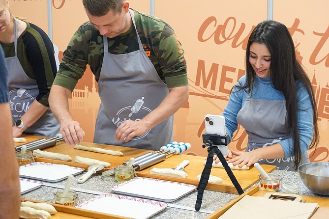 Chimney Cake Workshop Budapest Downtown - Kürtőskalács Class - Workshop Location and Experience