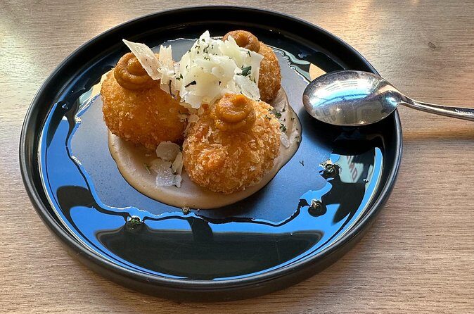 Chinatown Food Crawl and Cocktail Bar Hop in Vancouver - Who Will Love This Tour?