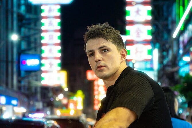 Chinatown (Yaowarat Road) Neon Photoshoot - The Experience: What to Expect from the Chinatown Neon Photoshoot