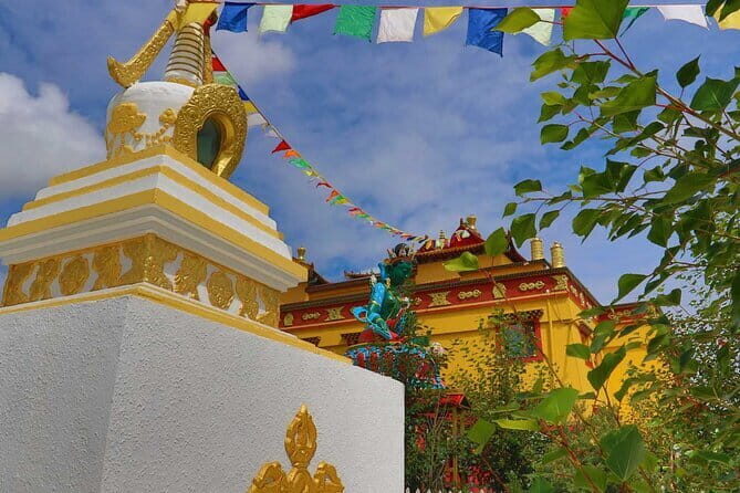 Chinggis Khaan Statue Complex and Sain Nomun Monastery Tour - The Value of This Tour