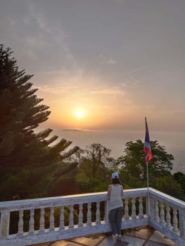 Chingmai Sunrise Hike & Cultural Traditions - Scenic Breakfast on a Mountain Plateau