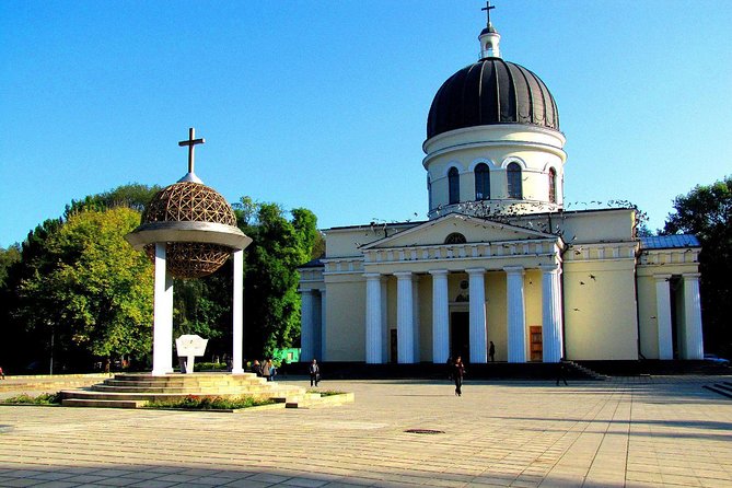 Chisinau Walking City Tour - Tour Inclusions