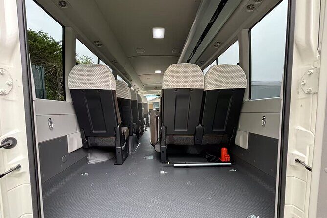 Chitose Airport to Niseko Private Bus Transfer Vice Versa - Vehicle Quality and Comfort