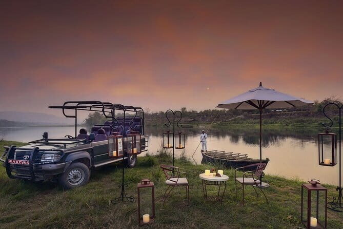 Chitwan Elegance: A 3-Day Luxury Wildlife Experience - Good To Know  