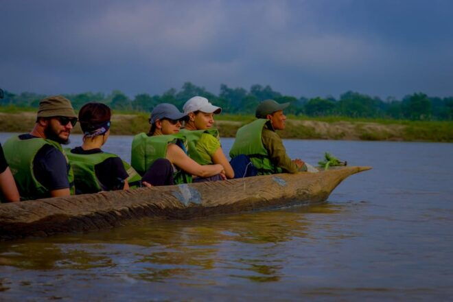 Chitwan: One Day Jeep Safari, Canoeing, Forest Walk - Afternoon Canoeing