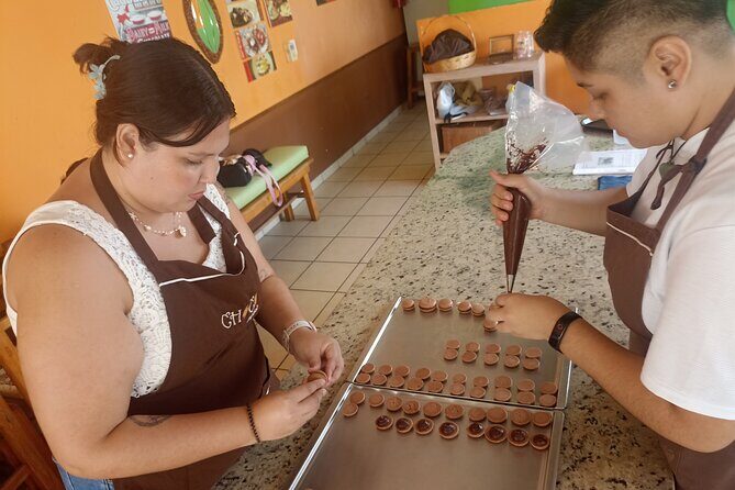 Chocolate Macarons Workshop in Puerto Vallarta - FAQ