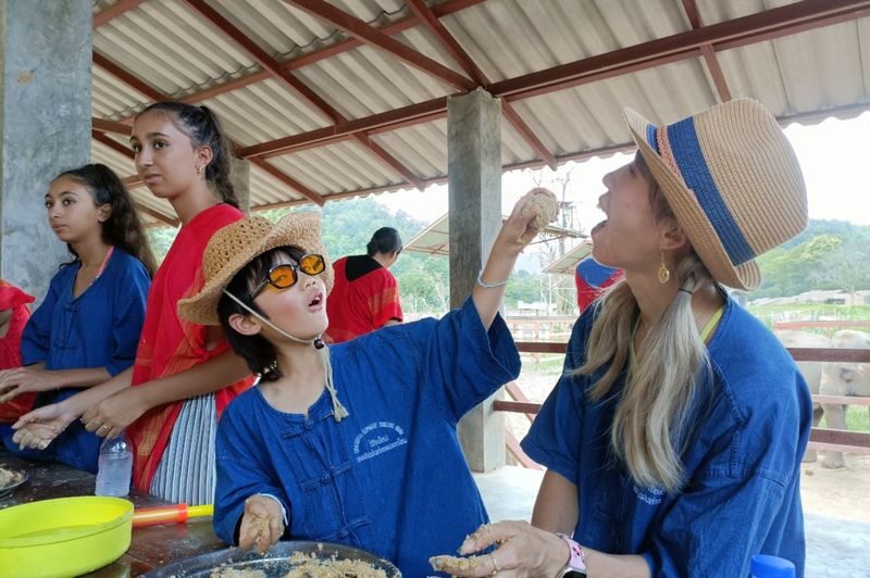 Chokchai Elephant Sanctuary Experience Chiang Mai - Choosing a package without paying for the wrong day