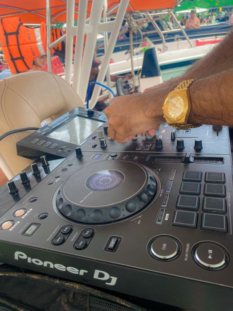 Cholon Forever Boat Party - Booking Flexibility