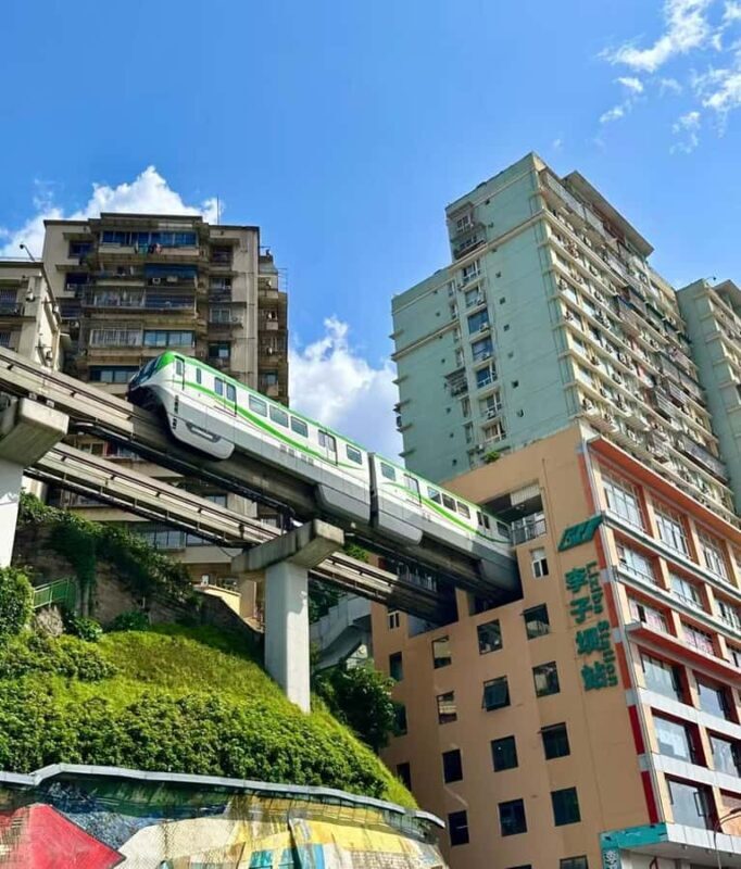 Chongqing: 1 Day Magic Mountain City Walking Tour - Good To Know