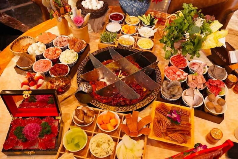 Chongqing: 1941 Theater + Hot Pot Private Group Day Tour - FAQ