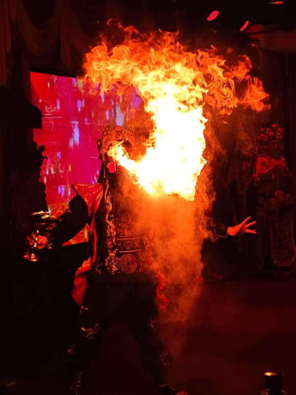 Chongqing 1941 theatre: Tea Art Performance with Folk Art - Is This Tour Worth It?