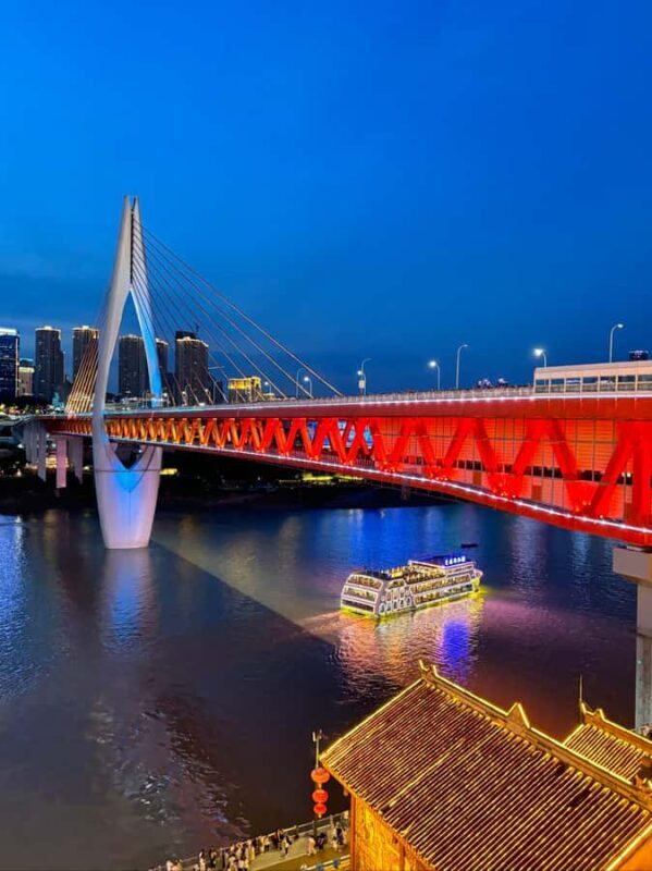 Chongqing: 50mins Night Yangzte Cruise update VIP class - What Makes This Night Cruise Special?