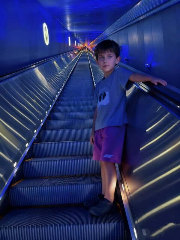 Chongqing: 816 Nuclear Plant&Baiheliang/Wuling Mountain Tour - Who Would Love This Experience?