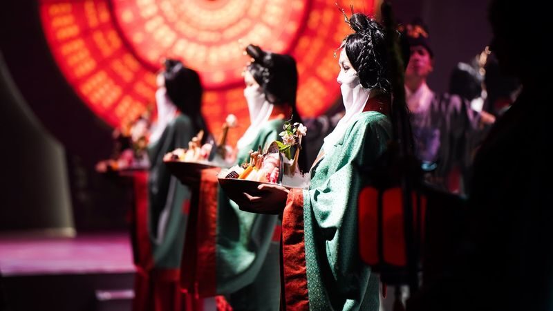 Chongqing Banquet of Ba: a Thousand-Year-Old Court Feast - Getting to Huali Banquet and planning around the venue
