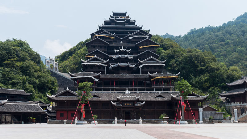 Chongqing Chi You Jiuli City and Wujiang Gallery Private Day Tour - At a glance