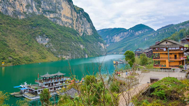 Chongqing Chi You Jiuli City and Wujiang Gallery Private Day Tour - The road to the Wujiang River