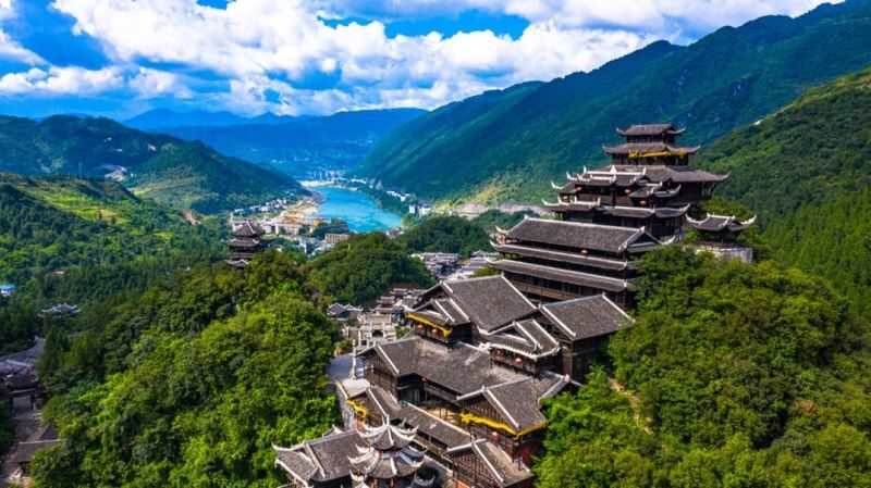 Chongqing Chiyou Jiulicheng & Wujiang Gallery Day Tour - What to know before you go