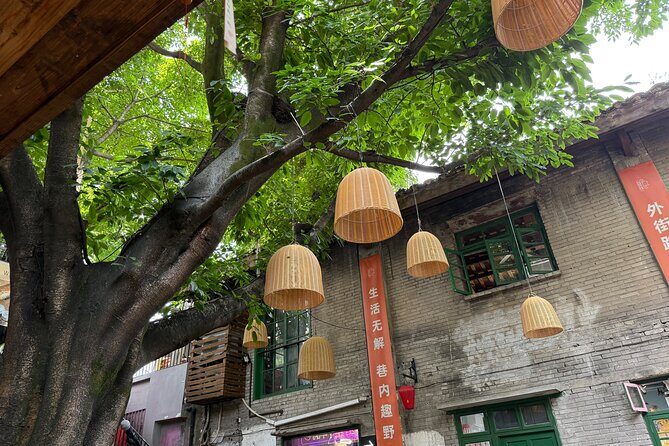 CHONGQING City Guided Hiking Day Tour: Lens, Bites & Hidden Steps - Frequently Asked Questions