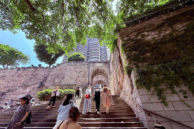 CHONGQING City Guided Hiking Day Tour: Lens, Bites & Hidden Steps - Good To Know