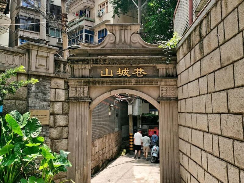 Chongqing: City Walk, Metro Train, Hidden Lanes, Hongya Cave - Frequently Asked Questions