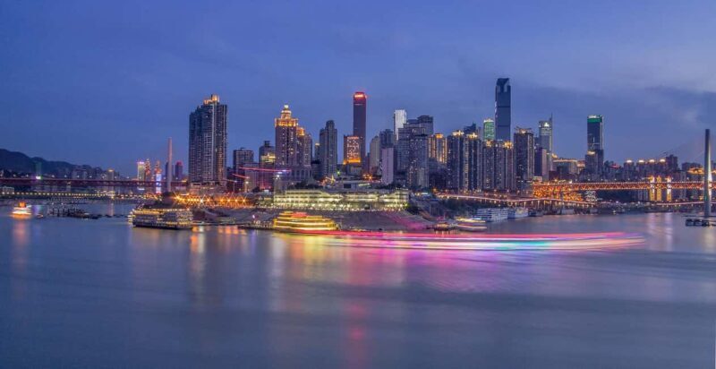 Chongqing: City Walking Private Tour (Guided in Spanish) - Practical Details and What to Expect