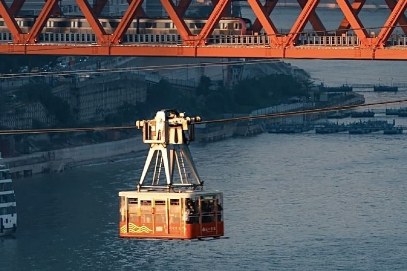 Chongqing Cuisine and City Highlights Private Tour - A day built around Chongqing’s contrasts