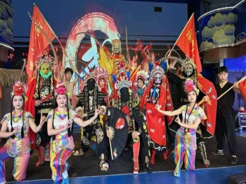 Chongqing: Face-Changing Show, Sky Deck & Night Cruise - Who Should Consider This Tour?