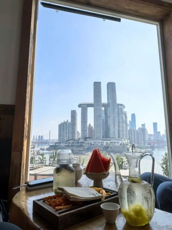 Chongqing Fulai Tea Affairs - Taking in the Raffles City and Qiansimen Bridge view