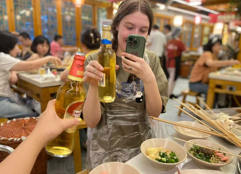 Chongqing Hongyadong & Kuixinglou Half-Day Authentic Food Exploration - Chongqing through food, not just landmarks