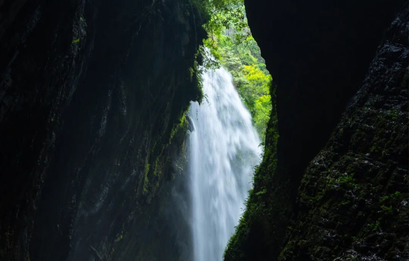 Chongqing Karst 2-Day Tour + Three Natural Bridges + Fairy Mountain + Furong Cave - Furong Cave: a remarkable underground detour