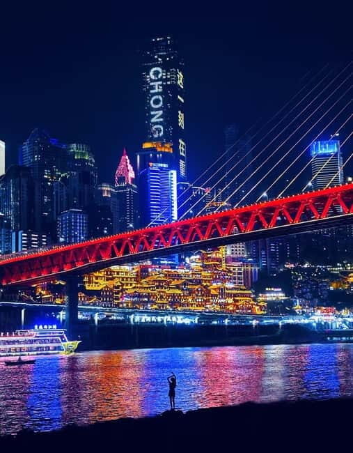 Chongqing: Kui Xing Tower, Old Towns & Yangtze Cruise Tour - Discovering the Heart of Chongqing
