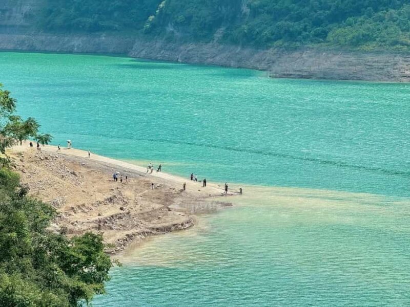 Chongqing Nanchuan 178 Loop: Lakes, Falls & Mountain Views - The Experience: Why This Tour Works