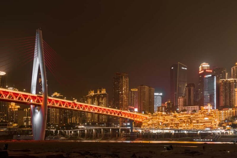 Chongqing Night Tour: Hongyadong, Bridge Views & Riverwalk - Authentic Traveler Insights