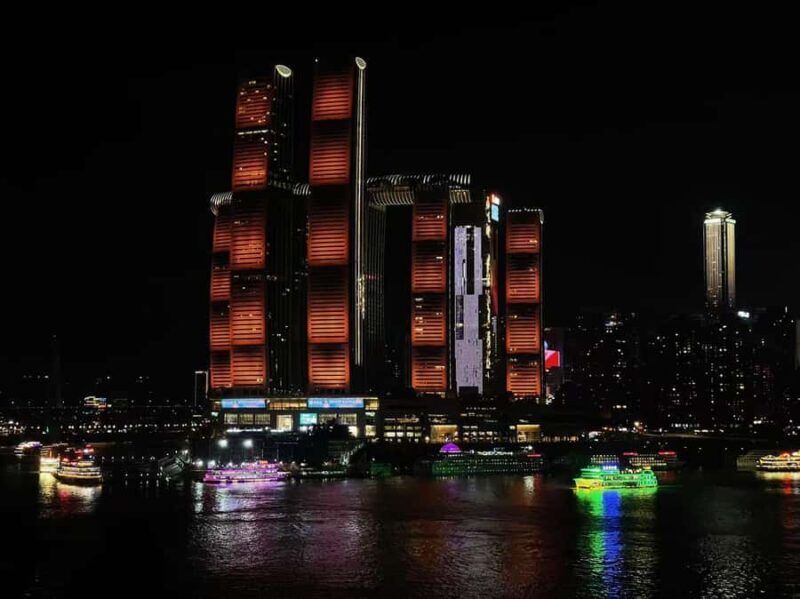 Chongqing Night Tour: Hongyadong, Bridge Views & Riverwalk - Who Should Consider This Tour?