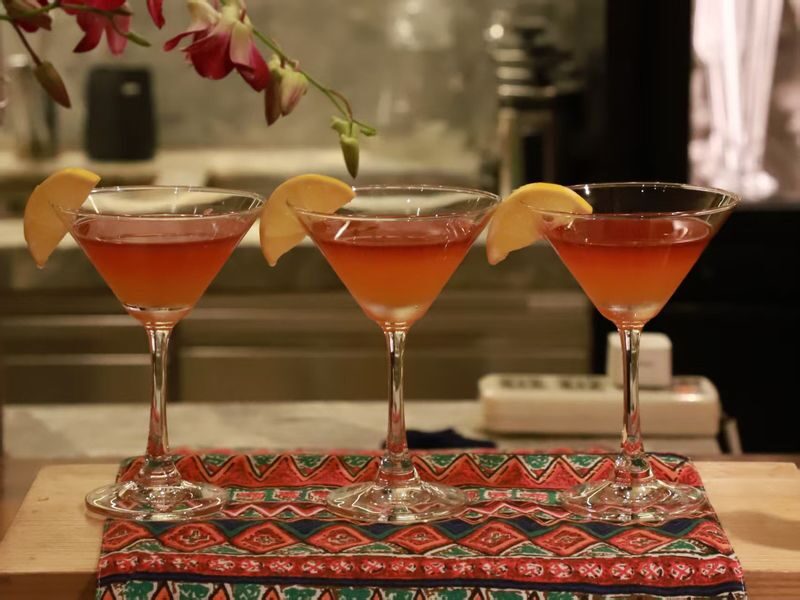 Chongqing No. 8 Kitchen Buffet Restaurant - Should you book No. 8 Kitchen?