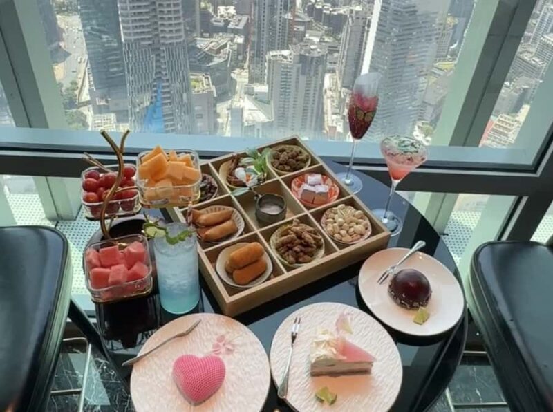 Chongqing: Sky-High Afternoon Tea Experience - An In-Depth Look at the Chongqing Sky-High Afternoon Tea Experience
