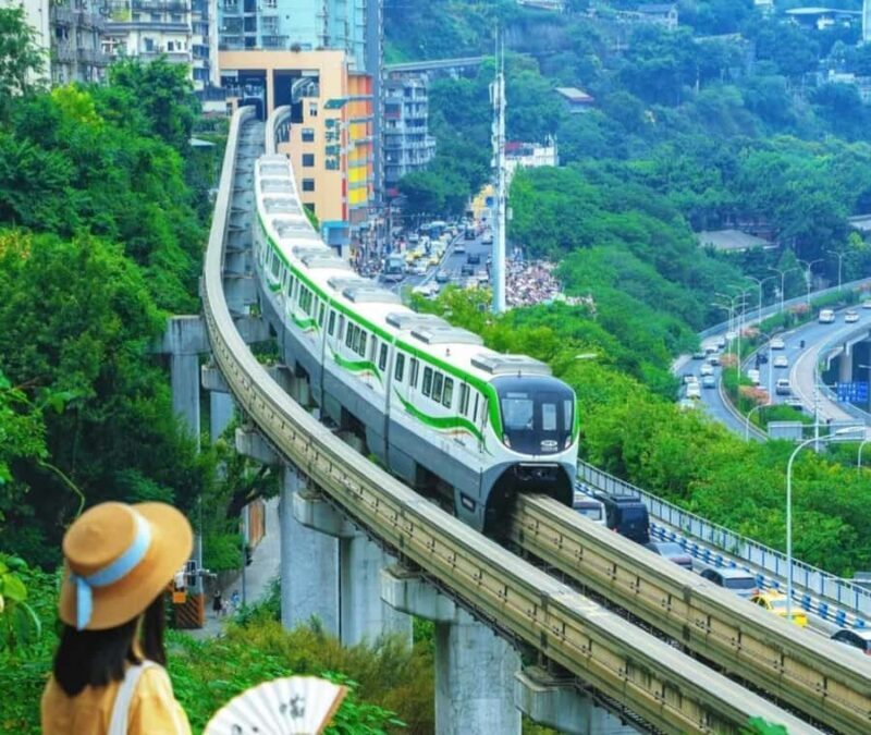 Chongqing: Small Group City Highlights & Light Rail Tour - A Detailed Look at the Tour Experience