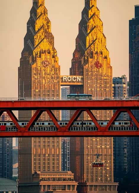 Chongqing: Trendy Spots, Cableway & Ferry Private Tour - The Sum Up