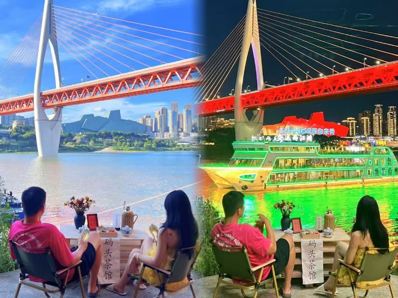 Chongqing Wharf Teahouse (Hongyadong Branch) & a great place to drink tea and enjoy the view - What to know before you go