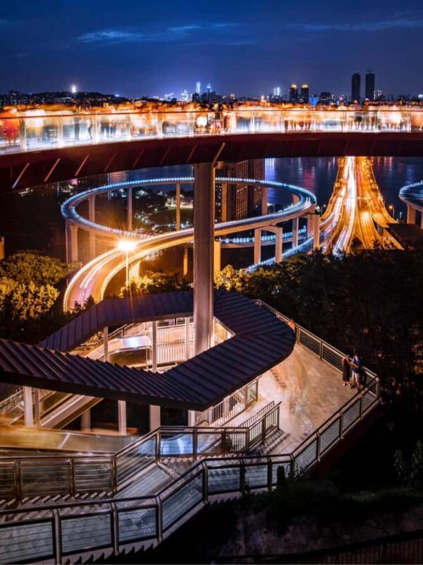 Chongqing: World Trade Center & Sujiaba Overpass Day Tour - FAQ