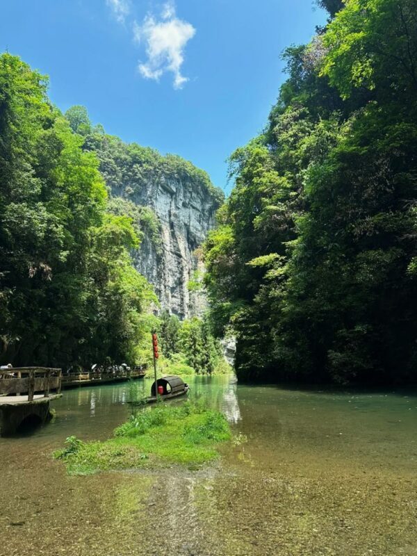 Chongqing Wulong 5-day, 4-night semi-independent tour for a refined group of 8 people - Day 5: Breakfast, free time, and your departure transfer
