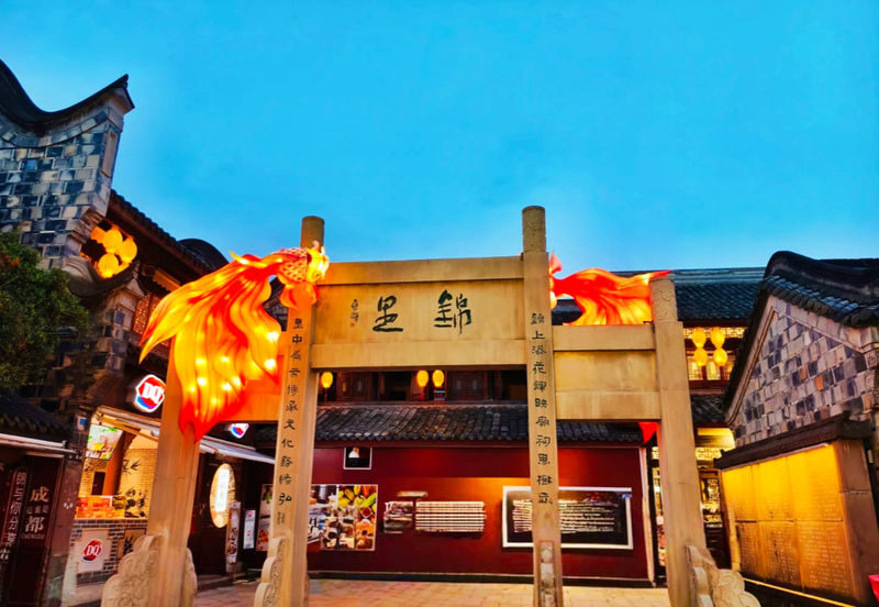 Chongqing Wulong & Chengdu Panda Base 7-Day Exploration - What a guide can add