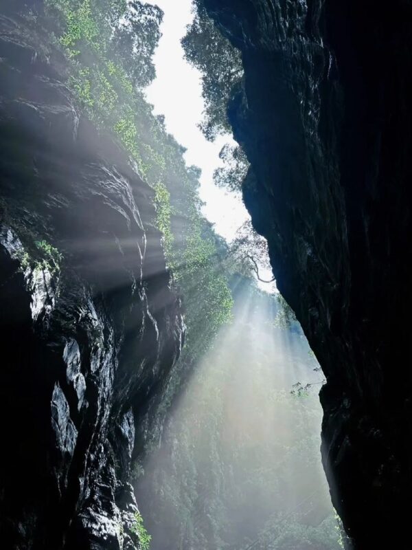 Chongqing Wulong Three Natural Bridges + Jiulicheng + Gongtan Ancient Town 2-Day Tour - Should you book it?