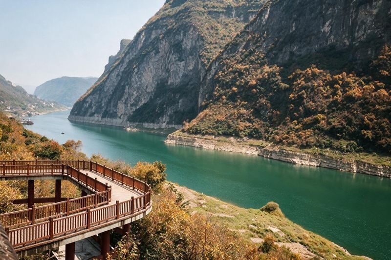 Chongqing Wulong Three Natural Bridges + Longshui Gorge Fissure/Xiannyushan National Forest Park One-Day Tour - Wujiang Gallery: a brief look at the river canyon