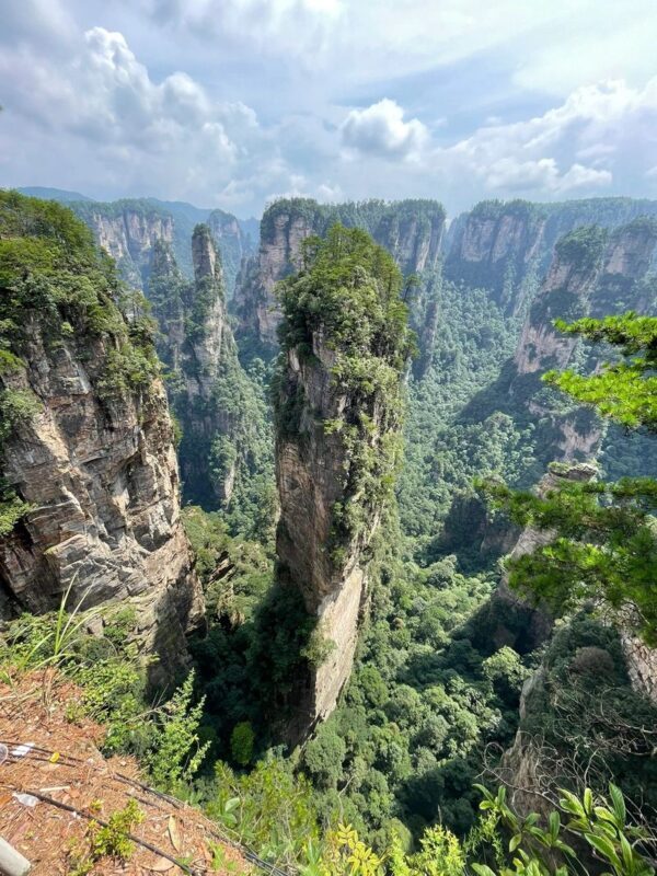 Chongqing, Zhangjiajie & Fenghuang 6-Day Exploration - Who is likely to appreciate this package