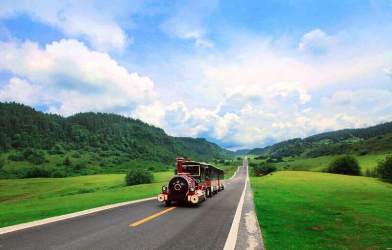 Chongqing:One-day Wulong HikeTrip(GeoPark+Fairy Mt)car incld - FAQ