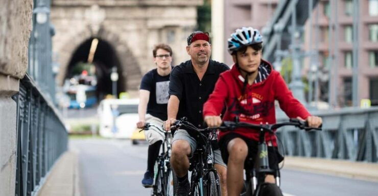 Choose a Bicycle and Make Your Own Tour in Budapest - Key Points