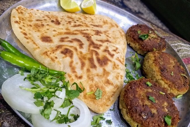 Choose Your Menu - Learn 3 Main Dishes and Enjoy 5 Course Meal With a Family - Traditional Indian Main Dishes